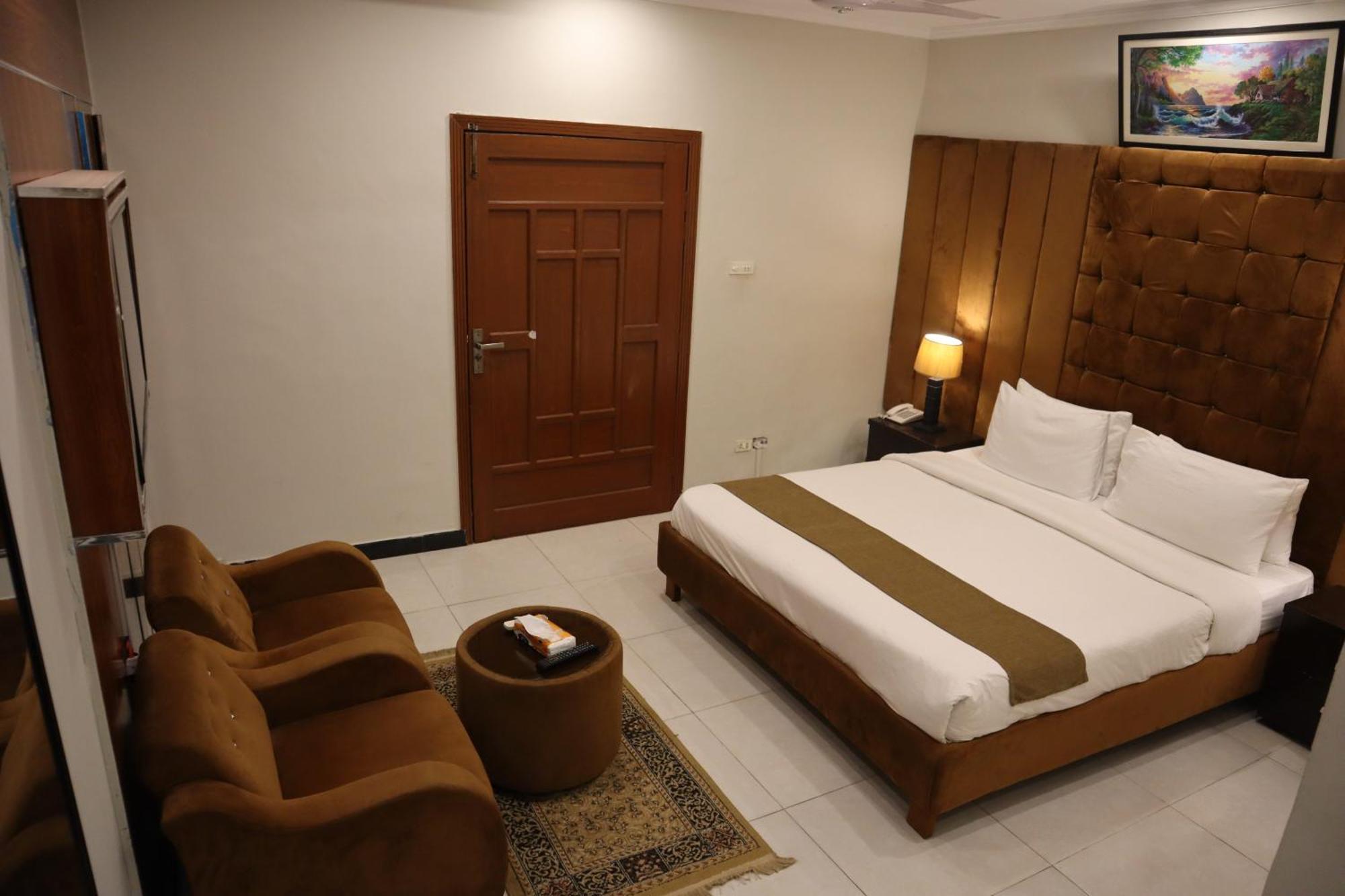 Premier Inn Guest House Islamabad Buitenkant foto