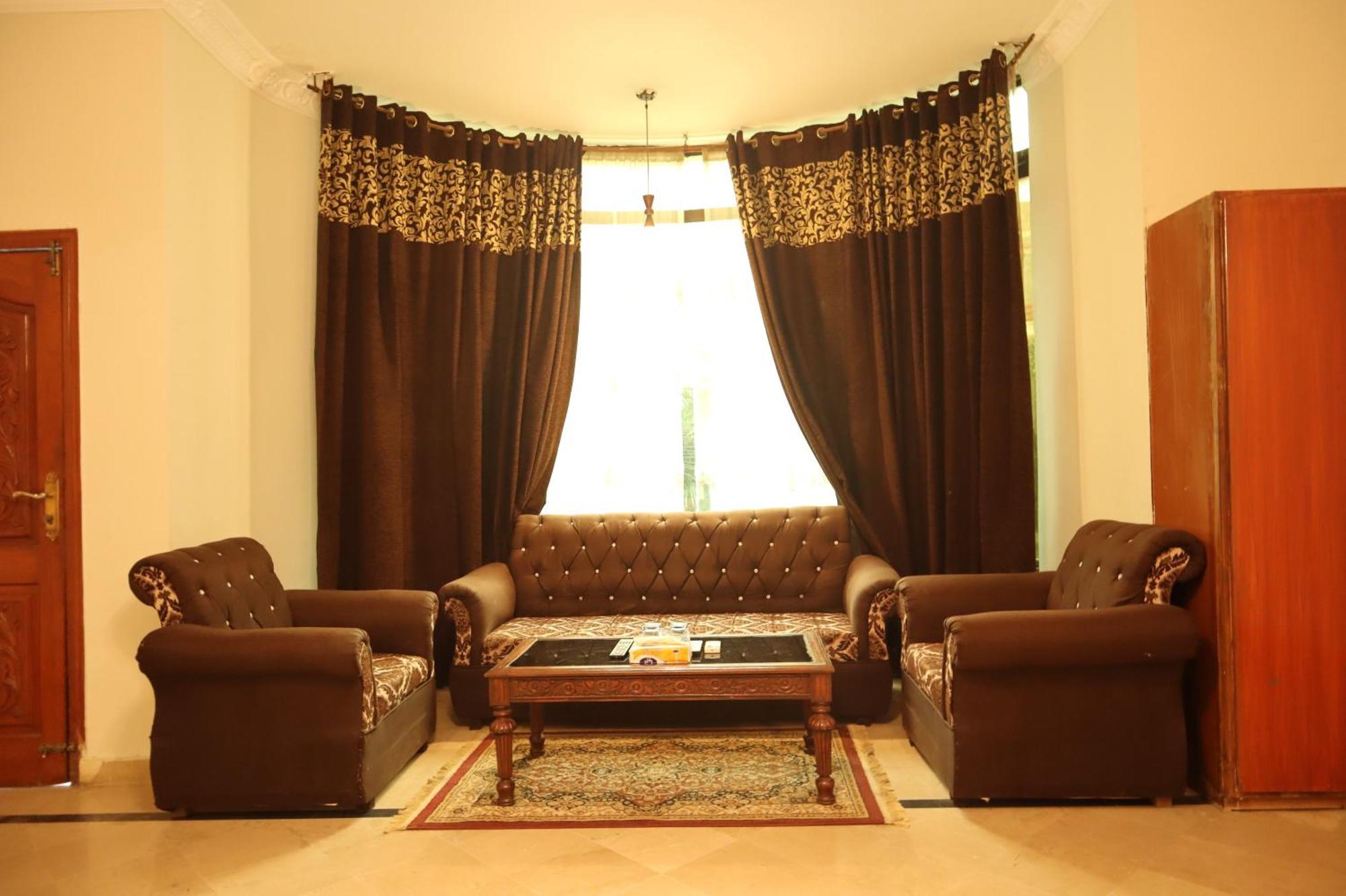 Premier Inn Guest House Islamabad Buitenkant foto
